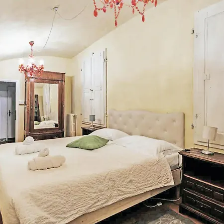 Apartment Fiamma Florence